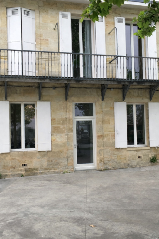 Location Immobilier Professionnel Local commercial Lormont (33310)