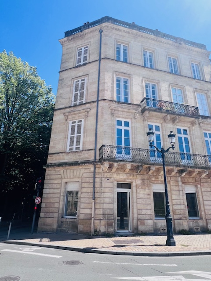 Location Immobilier Professionnel Local commercial Bordeaux (33000)