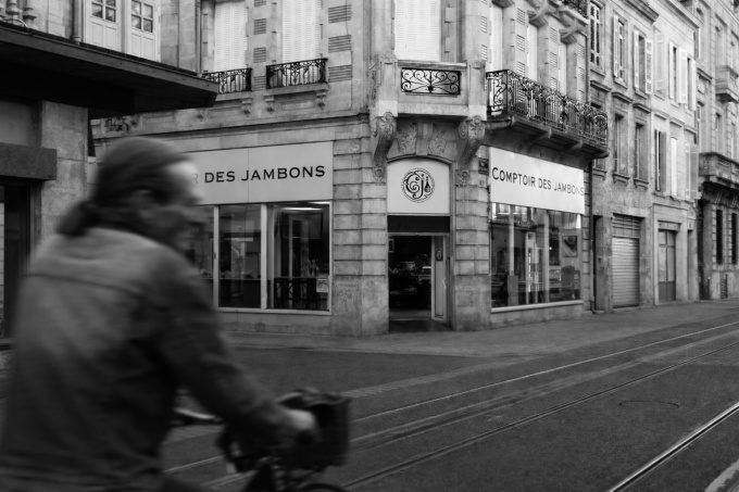 Location Immobilier Professionnel Local commercial Bordeaux (33000)